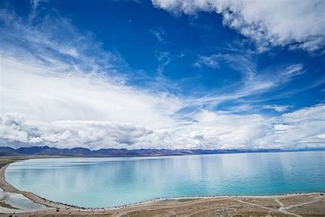 Il Lago Namtso: Uno specchio celeste e riflesso dell'anima!